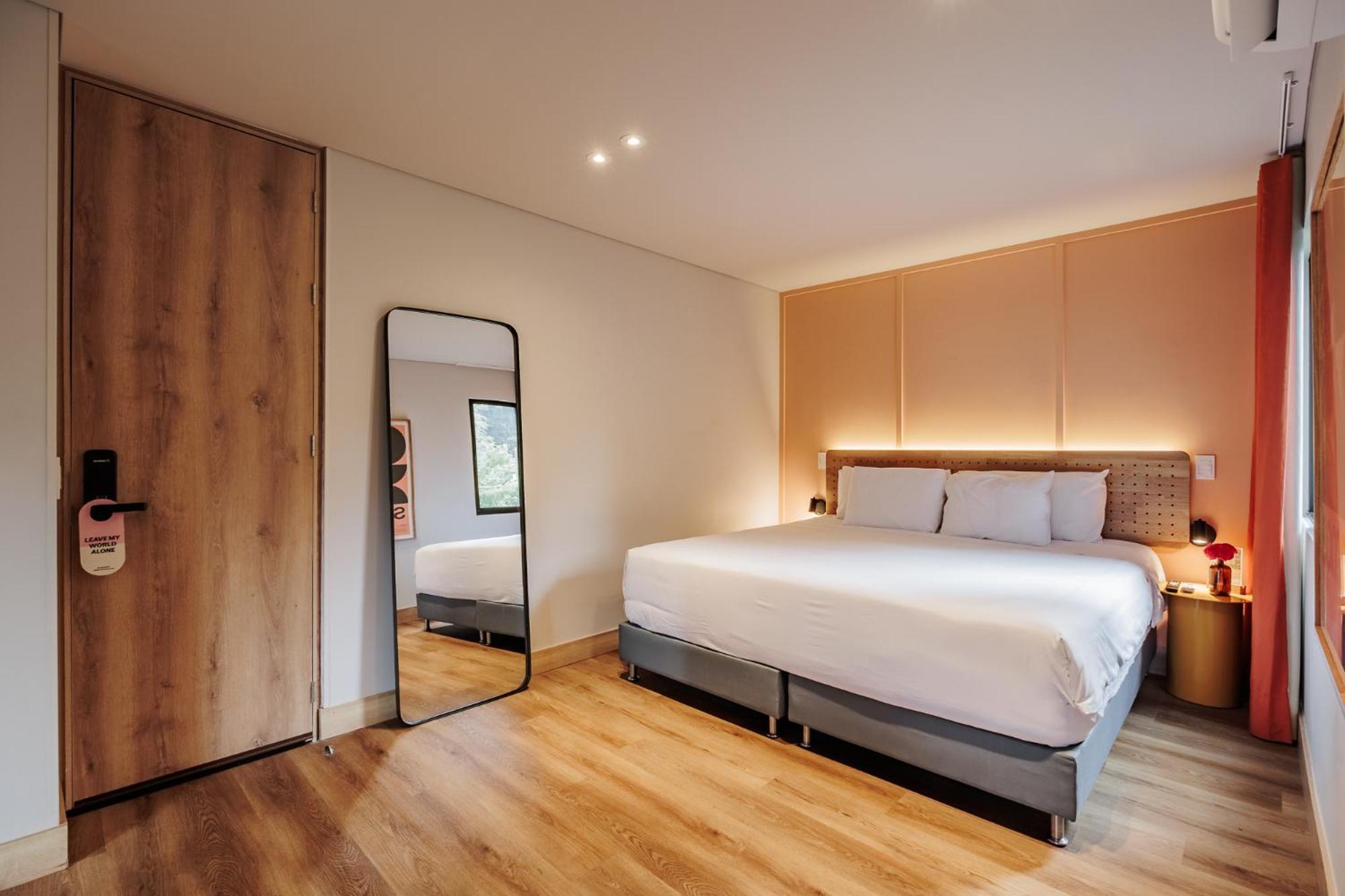 The Somos Central Hotel Poblado Μεντεγίν Εξωτερικό φωτογραφία